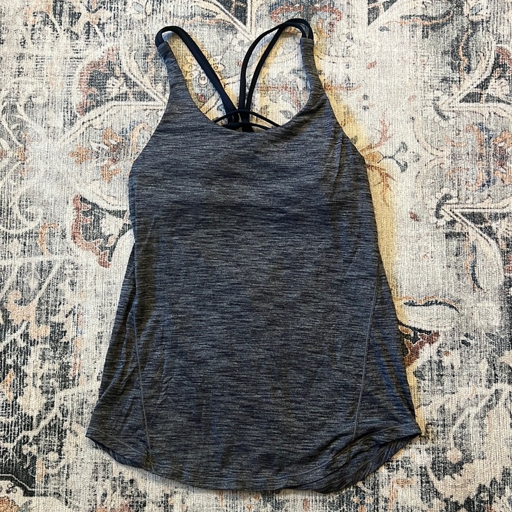 Lululemon tank with built in bra
